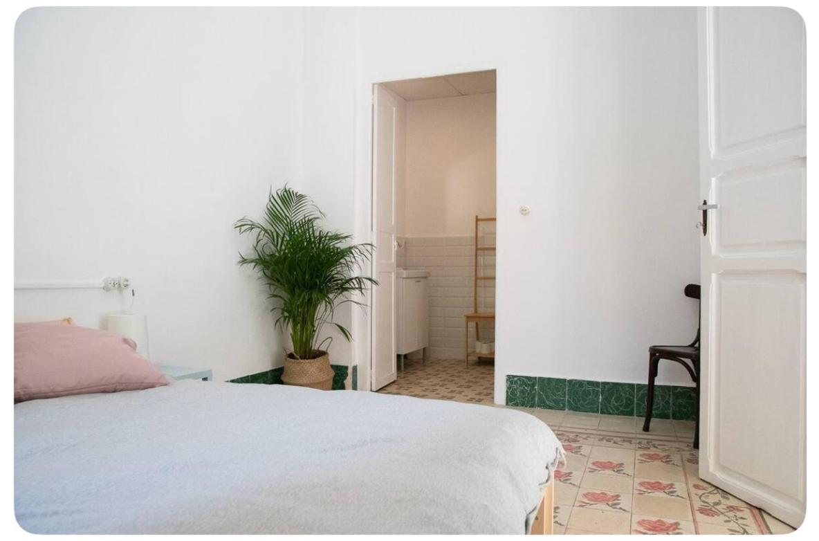 Habitacion Con Bano Privado 1 Cama De Matrimonio Valencia Eksteriør billede